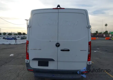 2019 Mercedes-Benz Sprinter 2500 Standard Roof V6 from USA, damaged, VIN WD3PF0CD7KP027292